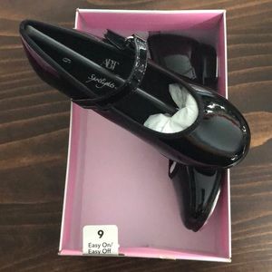 Tap shoes size 9 toddler brand new with tags!!